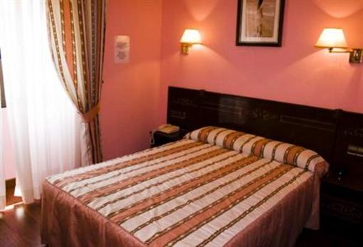 фото отеля Hostal Centro Sol
