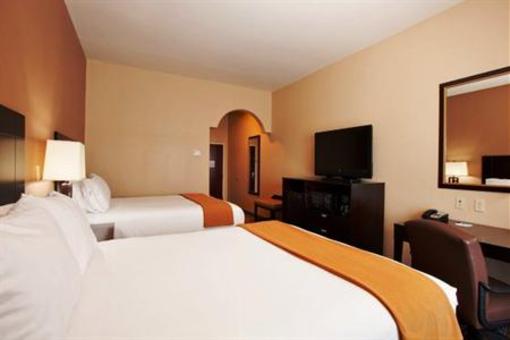 фото отеля Holiday Inn Express Hotel & Suites Houston-Alvin