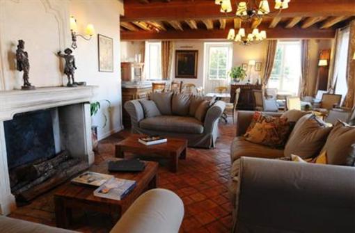 фото отеля Hostellerie de la Tour d'Auxois
