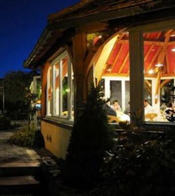 фото отеля Hostellerie de la Tour d'Auxois