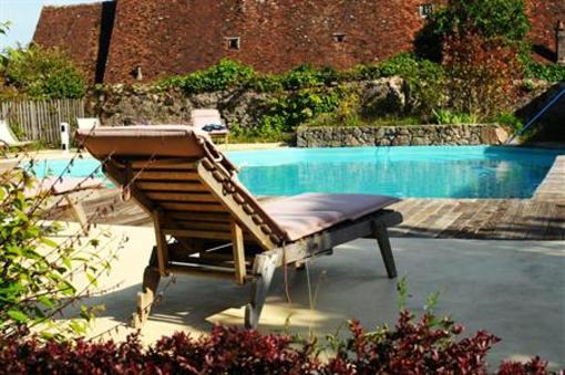фото отеля Hostellerie de la Tour d'Auxois