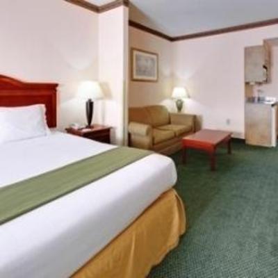 фото отеля Holiday Inn Express Cleveland