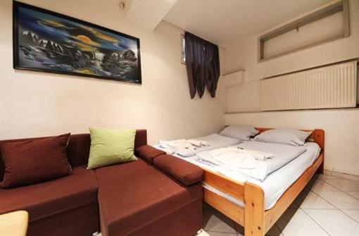 фото отеля City Pension Storch I Cologne