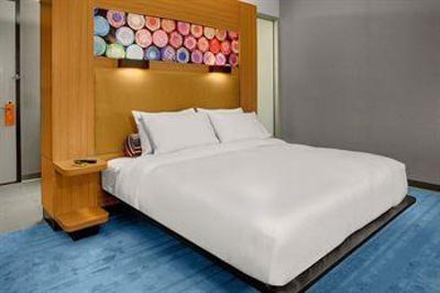 фото отеля Aloft Chapel Hill