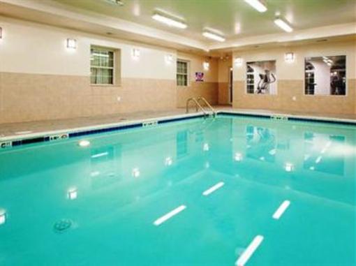 фото отеля Holiday Inn Express Prince Frederick