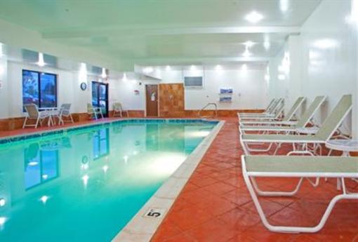 фото отеля Holiday Inn Express Hotel and Suites Culpeper