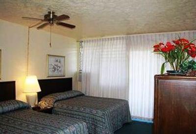 фото отеля Hilo Seaside Hotel