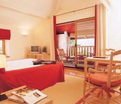 фото отеля Hotel Les Pyrenees