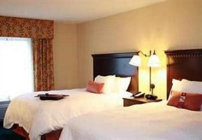 фото отеля Hampton Inn & Suites Manchester