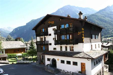 фото отеля Hotel Crampon