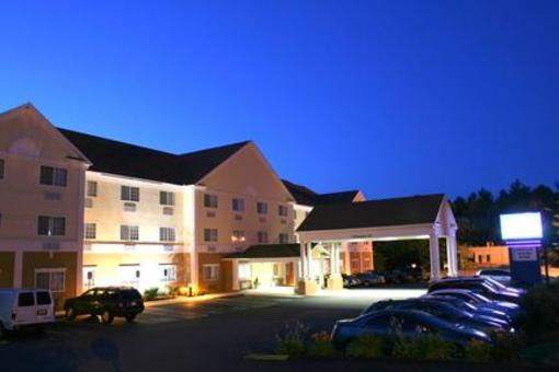 фото отеля Holiday Inn Express Hotel & Suites Boston-Marlboro