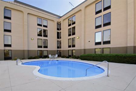 фото отеля Hampton Inn St. Louis - NW I-270