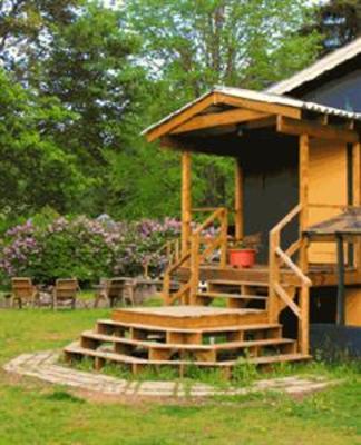 фото отеля Lake Trail Guesthouse