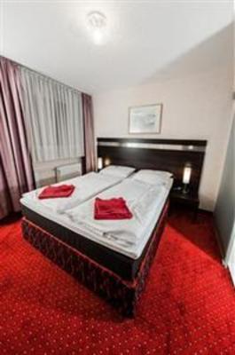 фото отеля Sky Hotel Merseburg