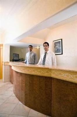 фото отеля Hams Suites 2
