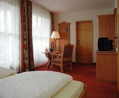 фото отеля Hotel und Berggasthaus Zum Sonnenhof