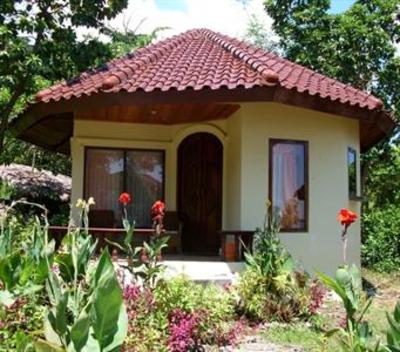 фото отеля Bara Beach Bungalows & Restaurant