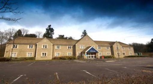 фото отеля Travelodge Cirencester
