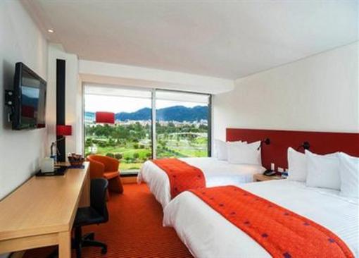 фото отеля Tryp Bogota Embajada Hotel
