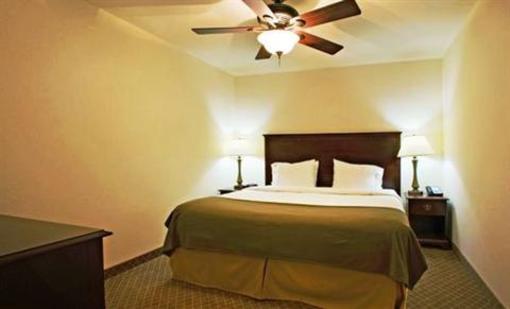 фото отеля Holiday Inn Express Hotel & Suites Andrews