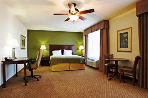 фото отеля Holiday Inn Express Hotel & Suites Andrews