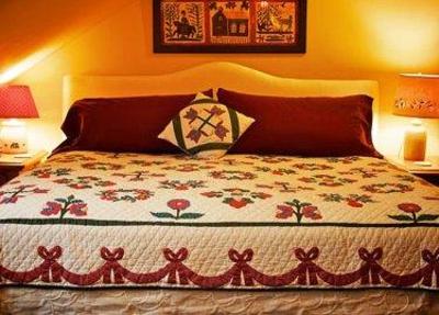фото отеля Candlewycke Inn Bed and Breakfast