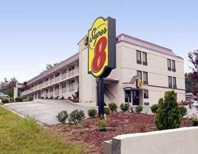 фото отеля Super 8 Motel East Downtown Raleigh