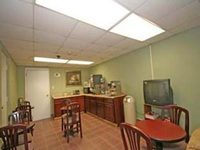 Super 8 Motel East Downtown Raleigh