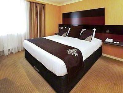 фото отеля Ramada Hotel Christleton