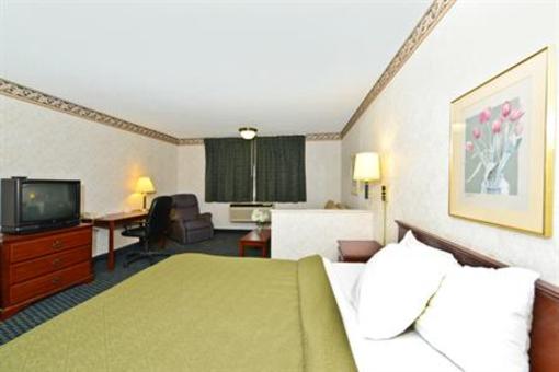 фото отеля Americas Best Value Inn Indio