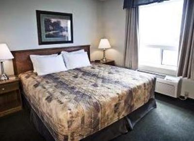 фото отеля Service Plus Inns & Suites Drayton Valley