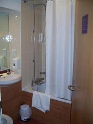 фото отеля Premier Inn Liverpool City Centre