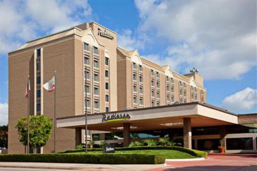 фото отеля Radisson Hotel Whittier