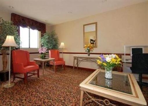 фото отеля Quality Inn & Suites Savannah North