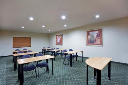 фото отеля Holiday Inn Express Lincoln South