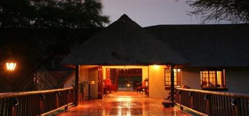 фото отеля Mongena Game Lodge