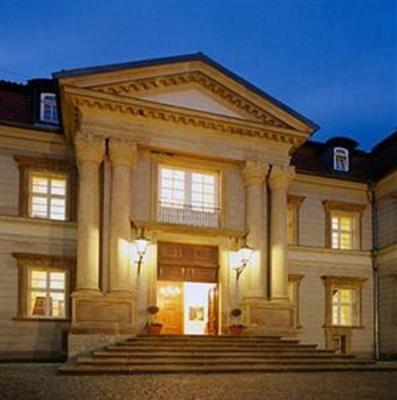 фото отеля Arcadia Hotel Schloss Neustadt-Glewe