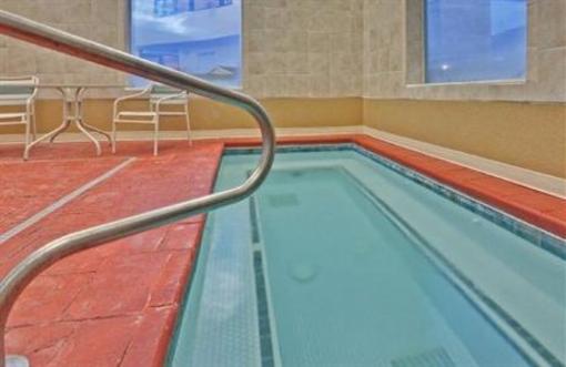 фото отеля Holiday Inn Express Hotel & Suites Salamanca