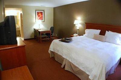 фото отеля Hampton Inn Linden