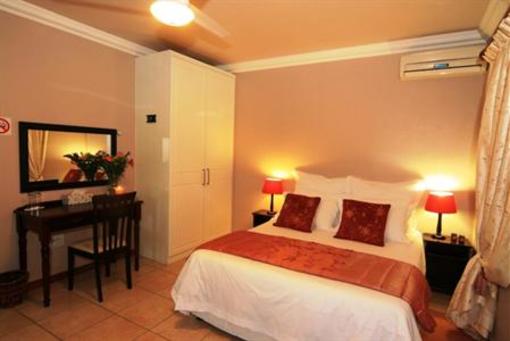 фото отеля Carters Lodge Bed and Breakfast Durban