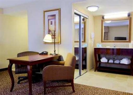 фото отеля Hampton Inn & Suites Celebrate Fredericksburg
