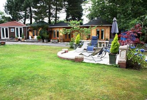 фото отеля The Redlands Guest House Solihull