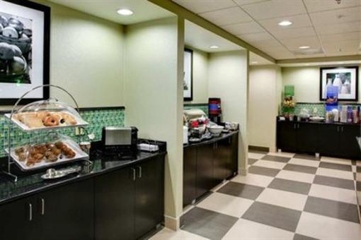 фото отеля Hampton Inn Richmond South