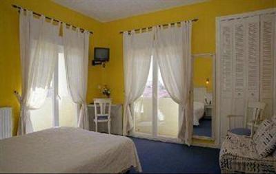 фото отеля Hotel De La Plage Valras-Plage
