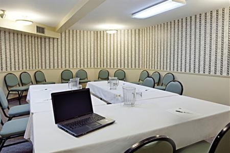 фото отеля Quality Hotel & Suites