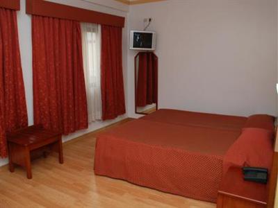 фото отеля Hotel Dos Anjos