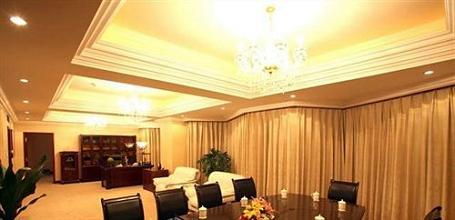 фото отеля Gangfeng Hotel