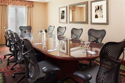 фото отеля Hilton Garden Inn West Omaha