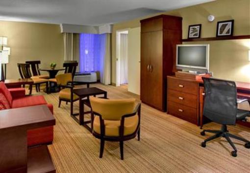 фото отеля Courtyard by Marriott Atlanta Buckhead