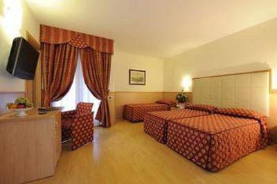 фото отеля Club Hotel La Vela Nago-Torbole